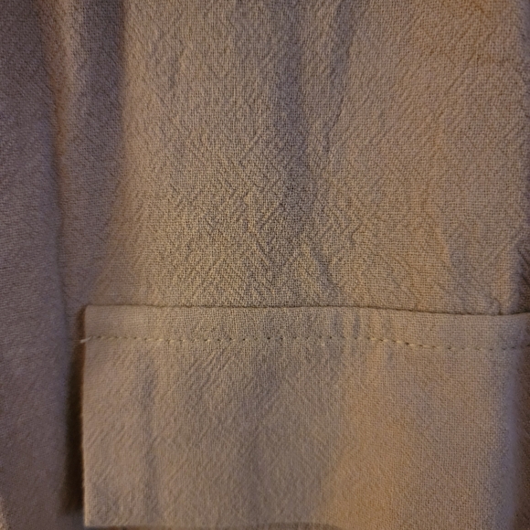 🆕️🏷Linen Cargo Shirt🆕️🏷 - Picture 6 of 6